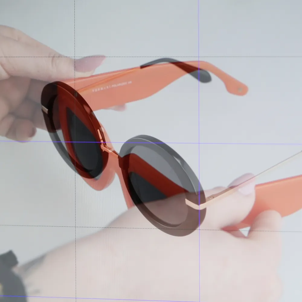 Clear and crisp eyewear picture quality