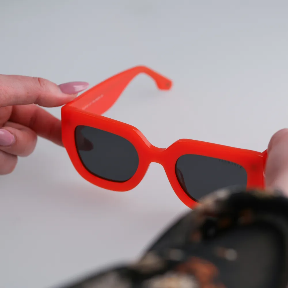 Optimized for smaller eyewear products